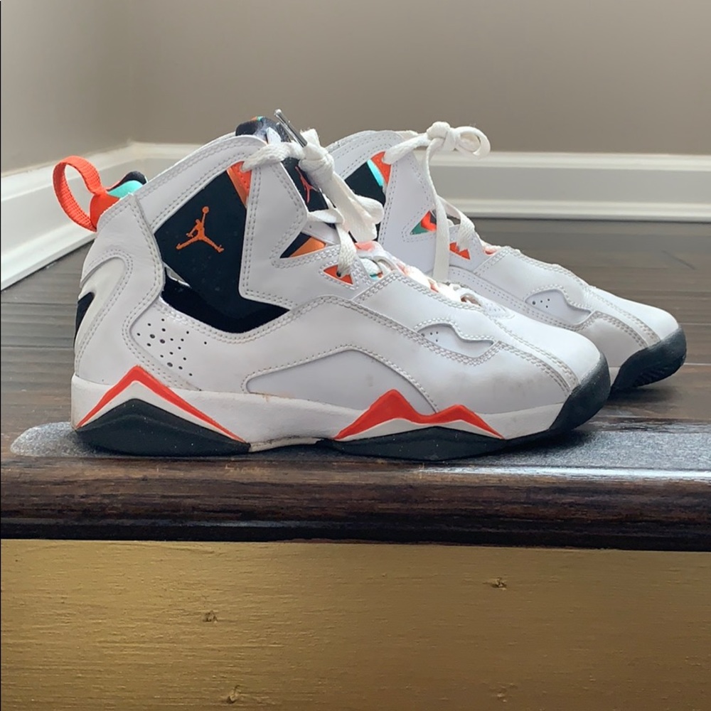 Jordan True Flight